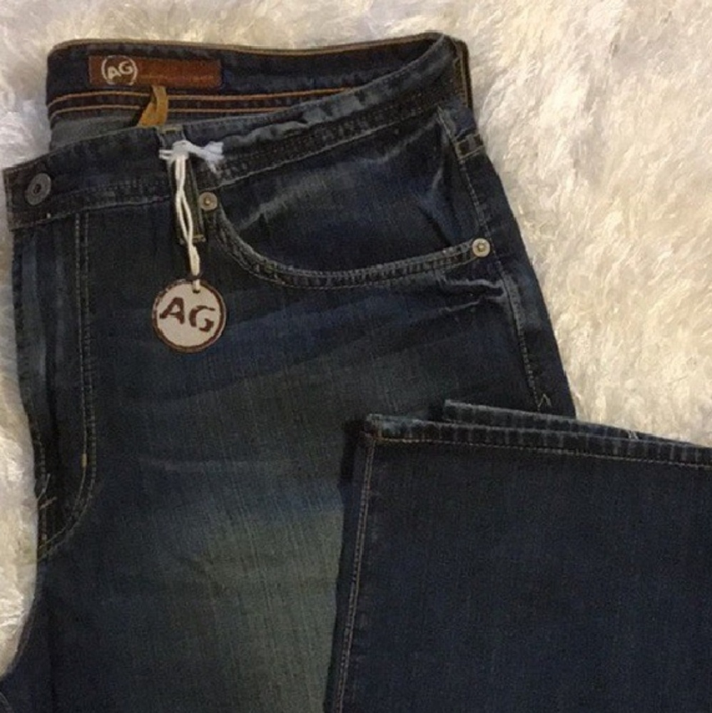 New AG straight leg Protege Jean's 36/32
